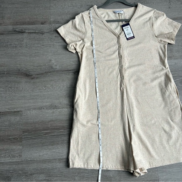 NEW Smash and Tess Sunday Henley shorty romper in confetti cream size medium - Picture 5 of 6